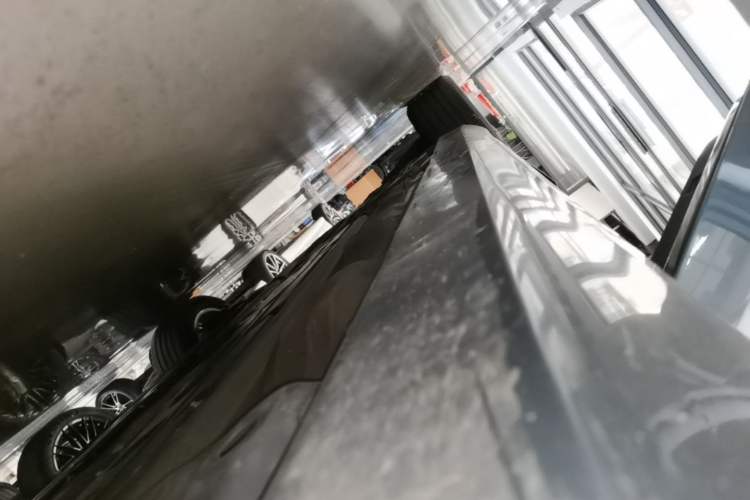 Used Volvo S60 2024 B4 Zhiyi Luxury Edition Right Side Sill