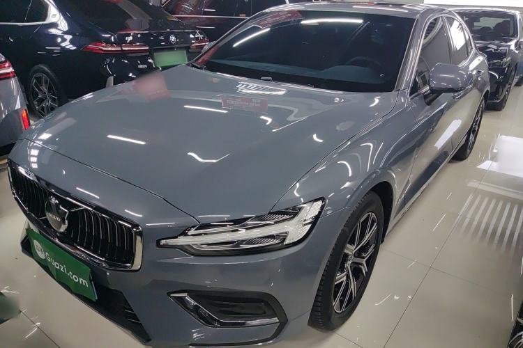 Used Volvo S60 2024 B4 Zhiyi Luxury Edition Guazi used car, China used car export, Used car for sale, Used  cars, Cheapest cars for sale