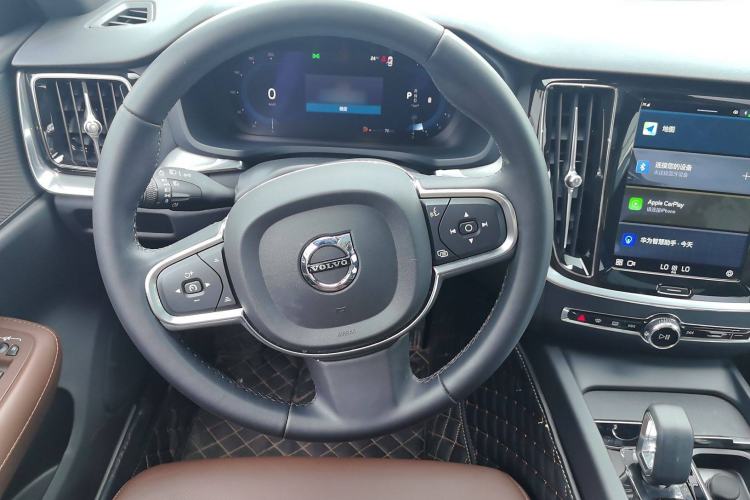 Used Volvo S60 2024 B4 Zhiyi Luxury Edition Steering Wheel