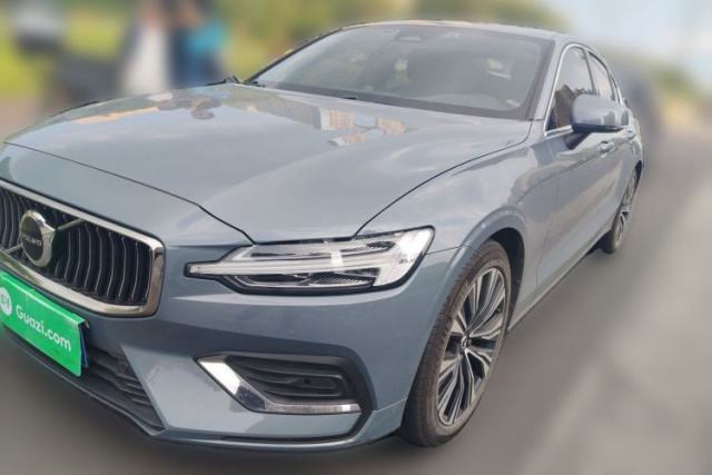 Used Volvo S60 2024 B4 Zhiyuan Luxury Edition