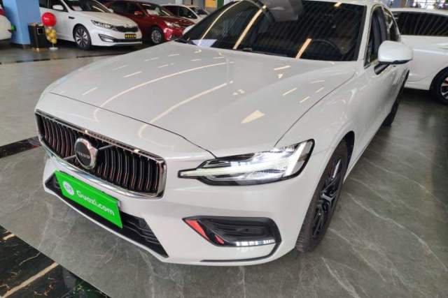Used Volvo S60 2024 B4 Zhiyi Luxury Edition