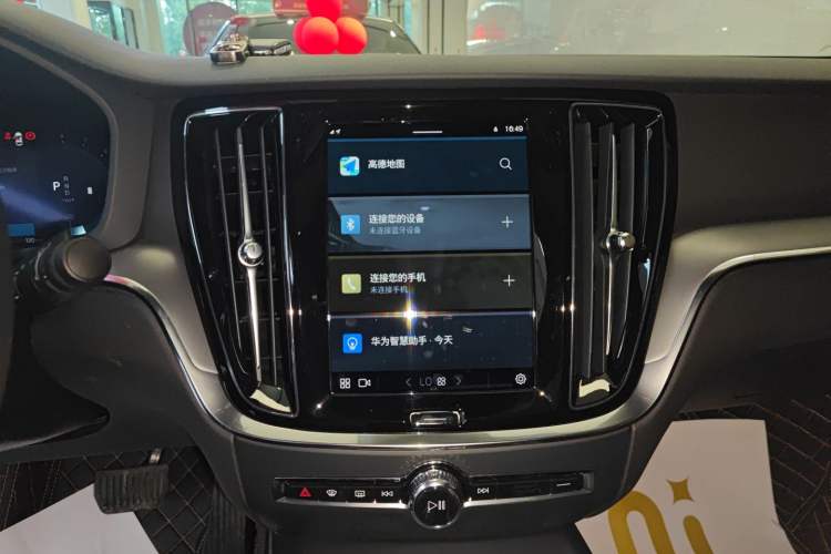 Used Volvo S60 2024 B4 Zhiyi Luxury Edition Audio And AC Panel