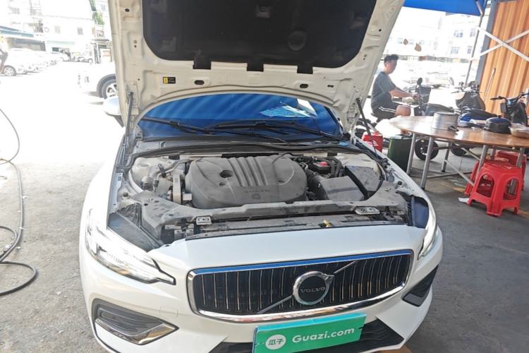 Used Volvo S60 2024 B4 Zhiyi Luxury Edition Engine Bay