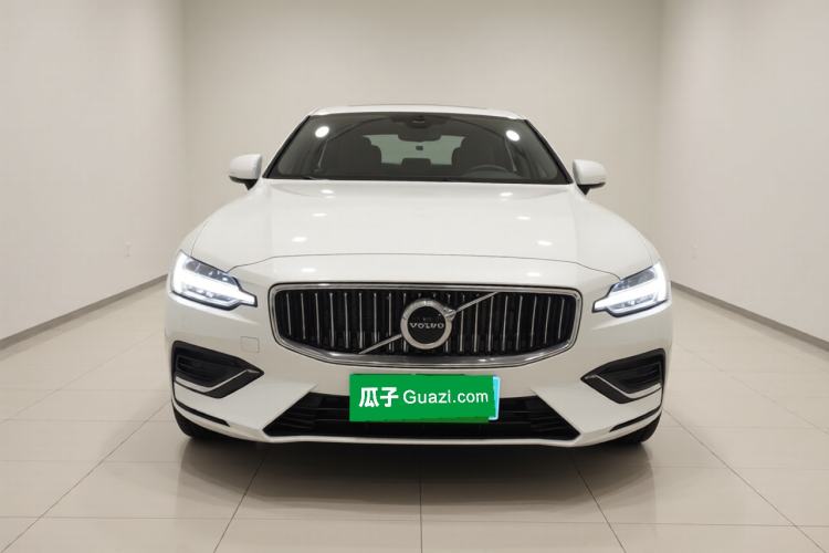 Used Volvo S60 2024 B4 Zhiyi Luxury Edition Exterior 1