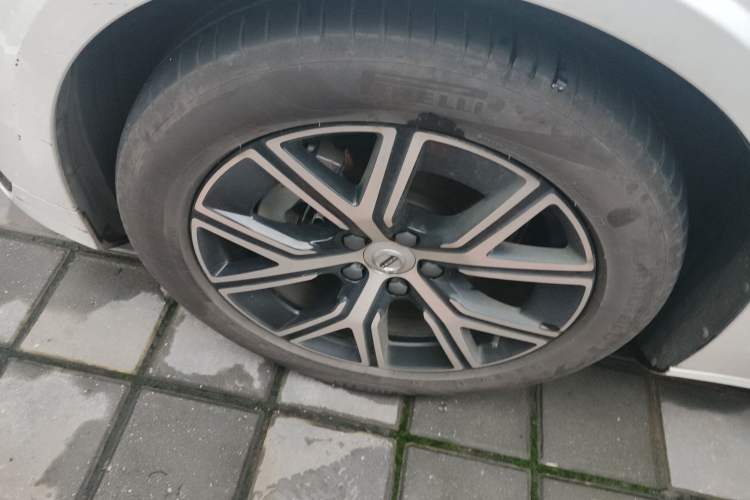 Used Volvo S60 2024 B4 Zhiyi Luxury Edition Exterior 1