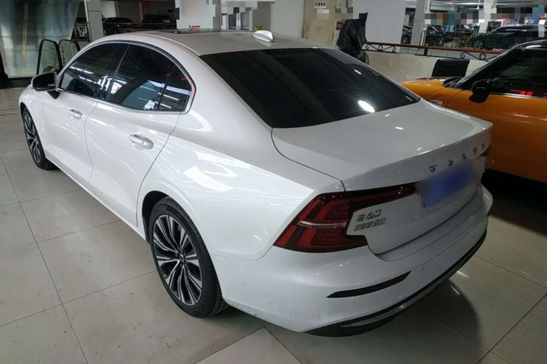 Used Volvo S60 2024 B4 Zhiyuan Luxury Edition Exterior 2