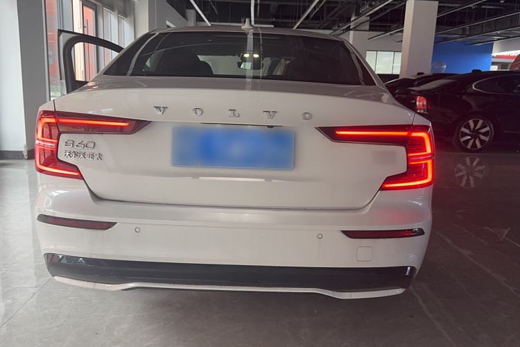 Used Volvo S60 2024 B5 Zhiya Sport Edition Exterior 4