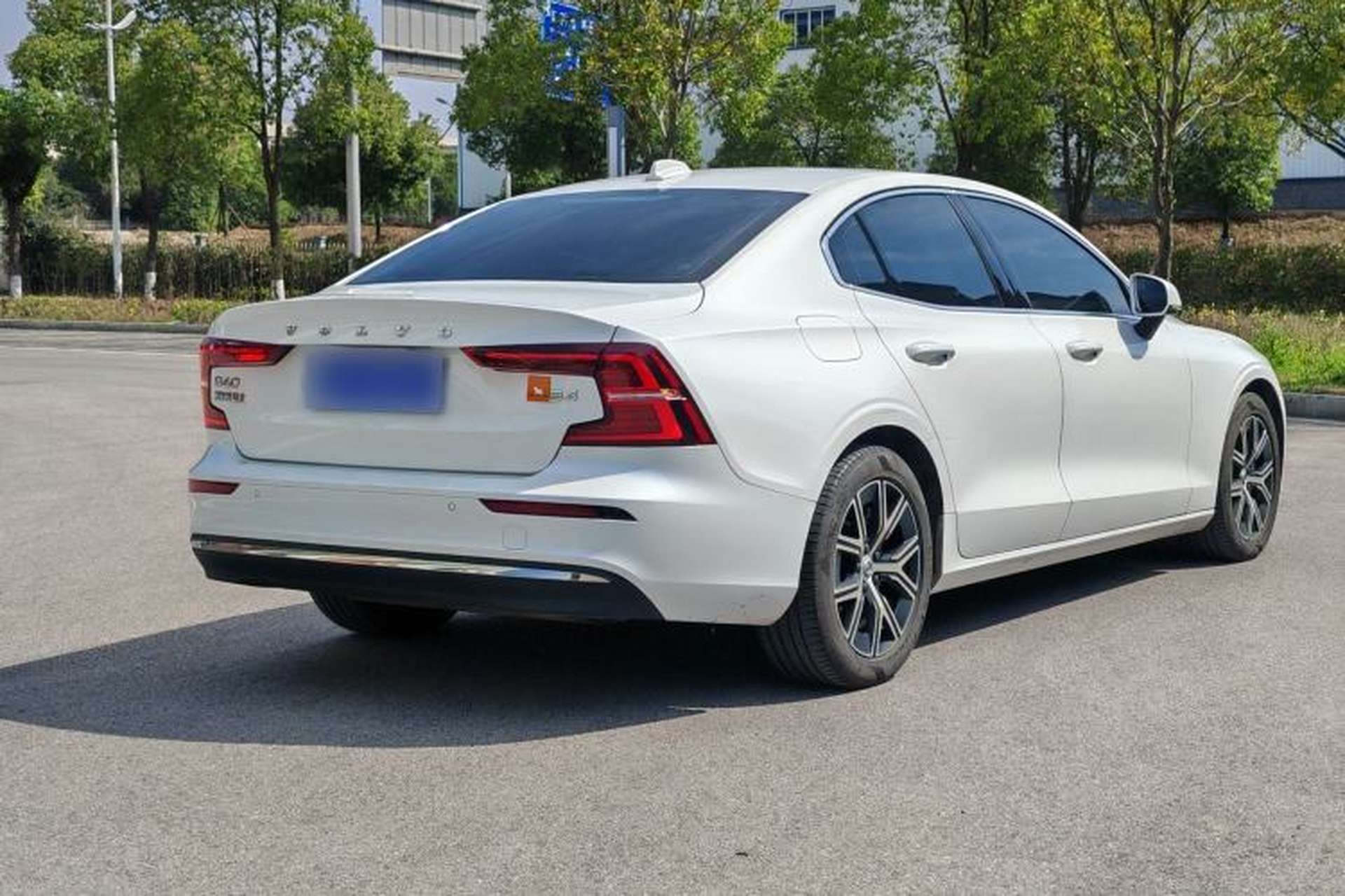 Used Volvo S60 2024 B4 Zhiyi Luxury Edition Exterior 5