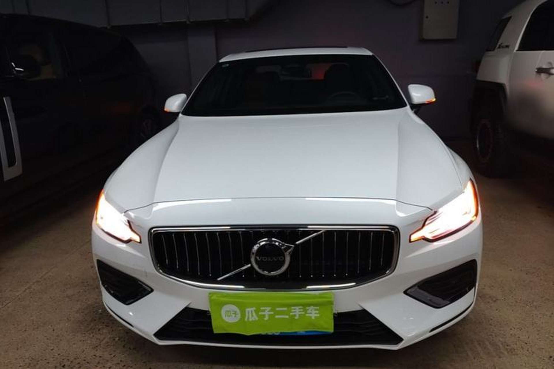 Used Volvo S60 2024 B4 Zhiyi Luxury Edition Front