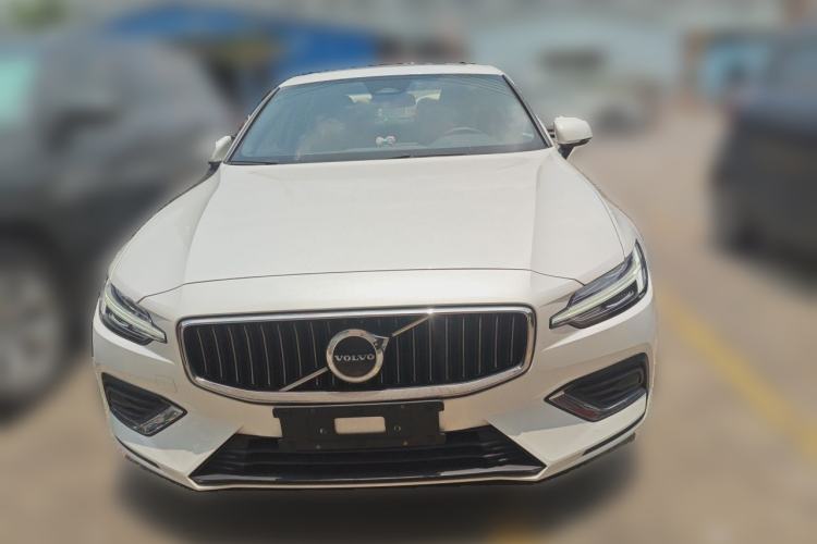 Used Volvo S60 2024 B4 Zhiyi Luxury Edition Front