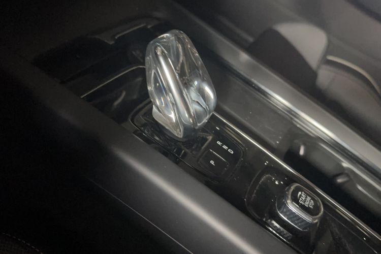 Used Volvo S60 2024 B5 Zhiya Sport Edition Gear Lever