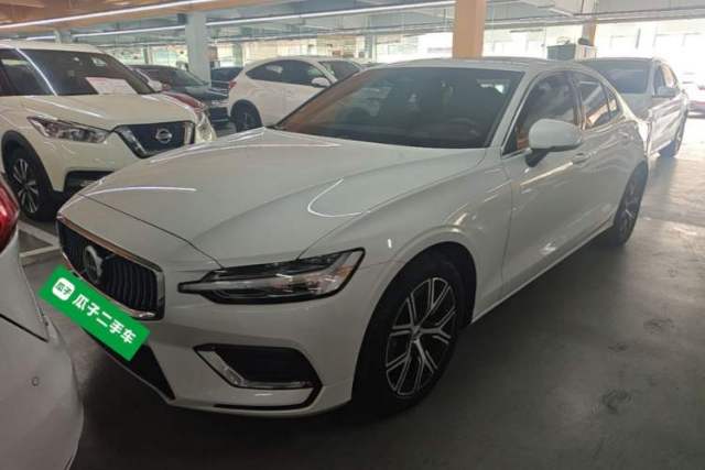 Used Volvo S60 2024 B4 Zhiyi Luxury Edition