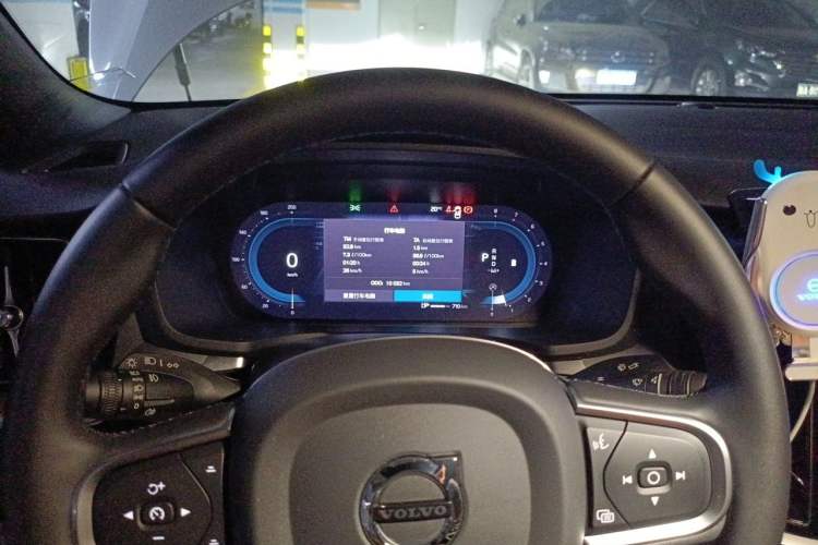Used Volvo S60 2024 B4 Zhiyi Luxury Edition Instrument Cluster