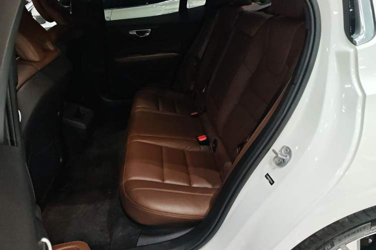 Used Volvo S60 2024 B4 Zhiyuan Luxury Edition Interior 1