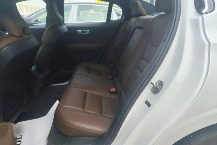 Used Volvo S60 2024 B4 Zhiyuan Luxury Edition Interior 1