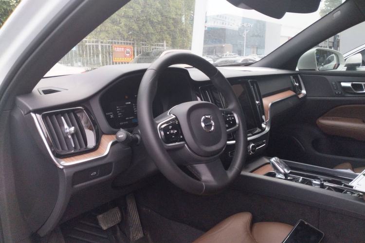 Used Volvo S60 2024 B4 Zhiyuan Luxury Edition Interior 3