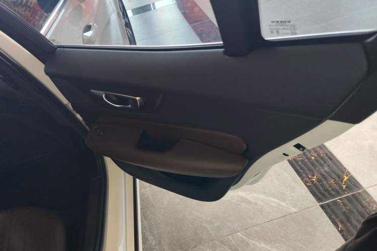 Used Volvo S60 2024 B4 Zhiyi Luxury Edition Interior 6