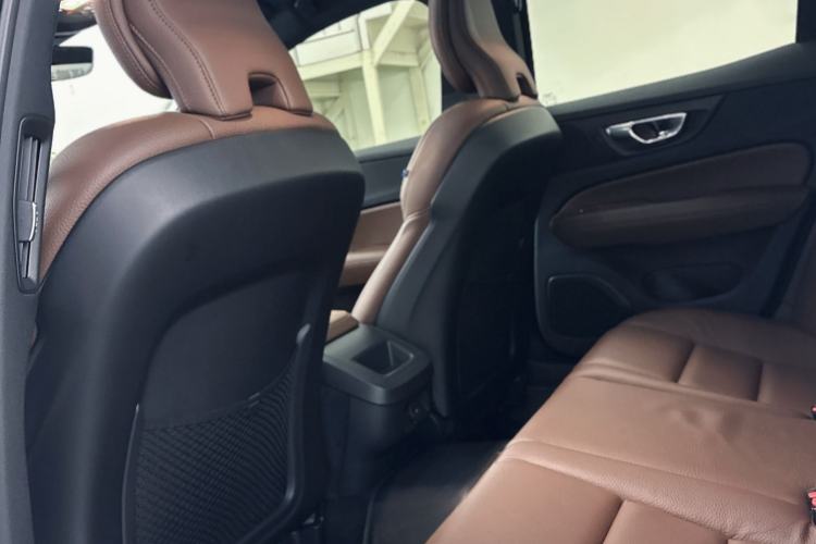Used Volvo S60 2024 B4 Zhiyuan Luxury Edition Interior 6
