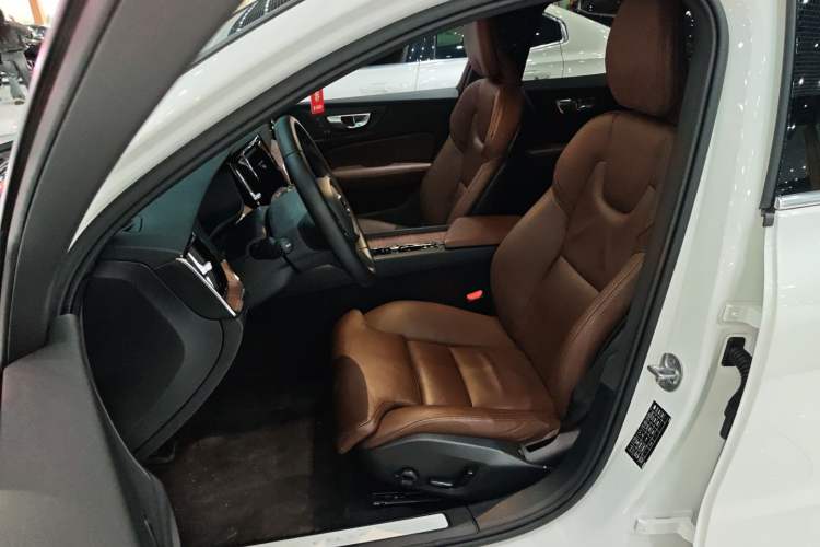 Used Volvo S60 2024 B4 Zhiyuan Luxury Edition Left Front Seat