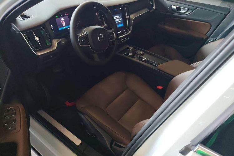 Used Volvo S60 2024 B4 Zhiyi Luxury Edition Left Front Seat