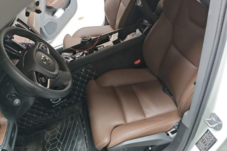 Used Volvo S60 2024 B4 Zhiyuan Luxury Edition Left Front Seat