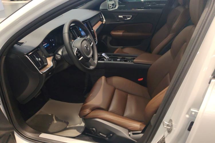 Used Volvo S60 2024 B4 Zhiyuan Luxury Edition Left Front Seat