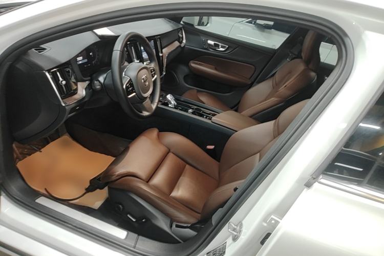 Used Volvo S60 2024 B4 Zhiyuan Luxury Edition Left Front Seat