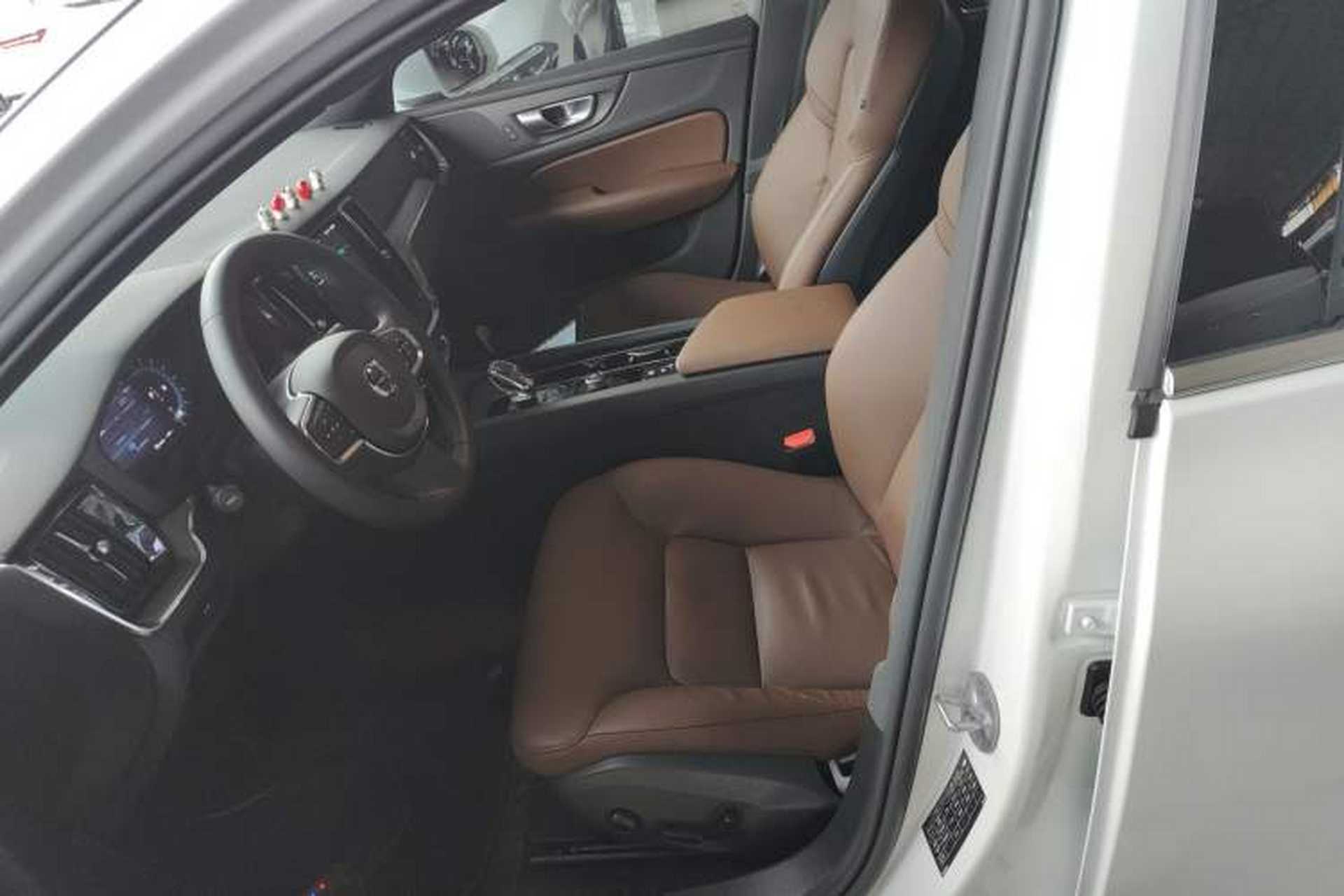 Used Volvo S60 2024 B4 Zhiyi Luxury Edition Left Front Seat