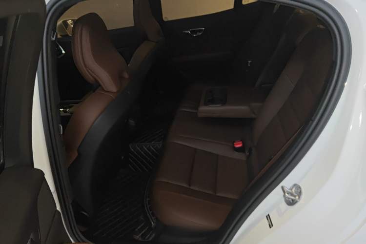 Used Volvo S60 2024 B4 Zhiyi Luxury Edition Left Rear Seat
