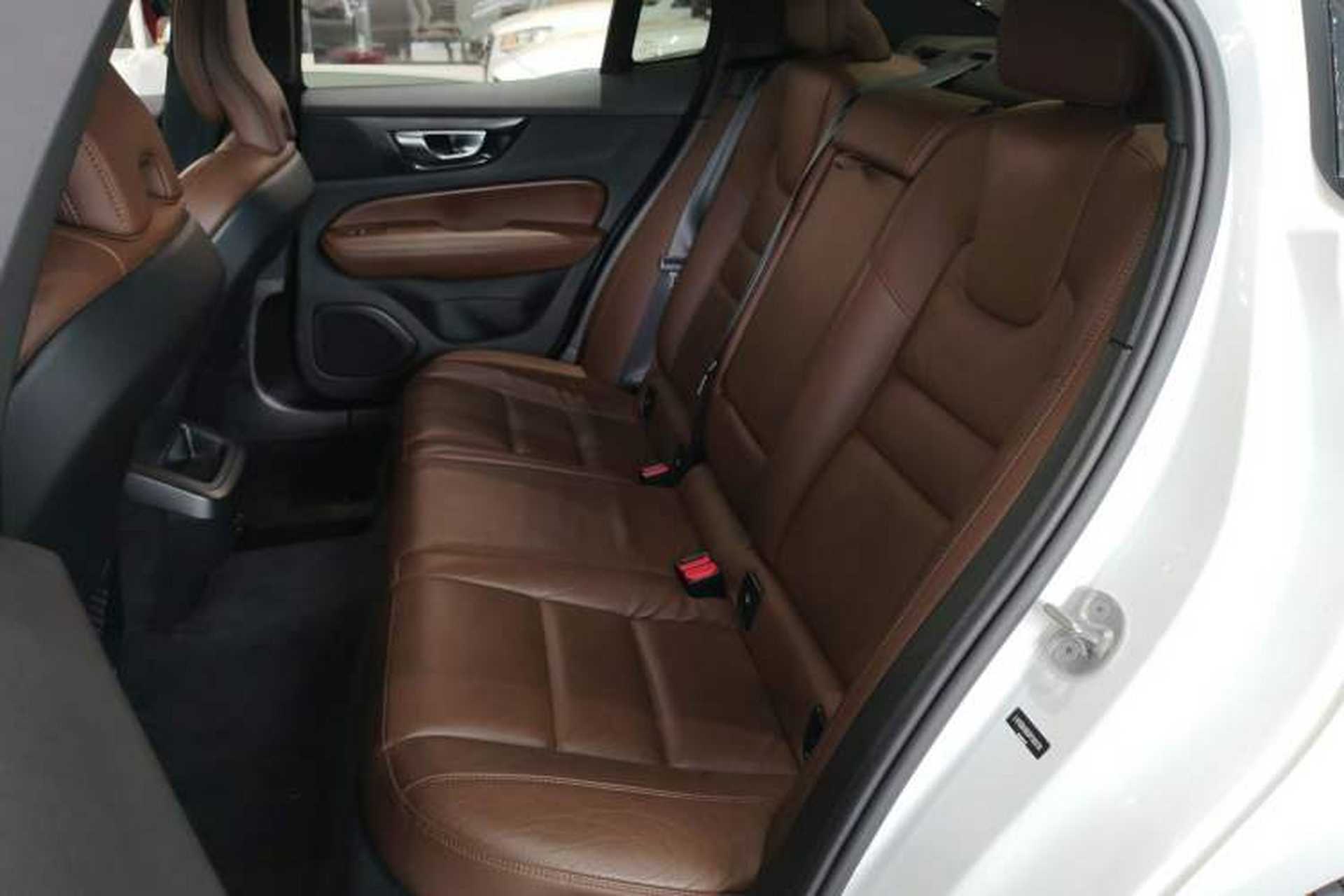 Used Volvo S60 2024 B4 Zhiyuan Luxury Edition Left Rear Seat