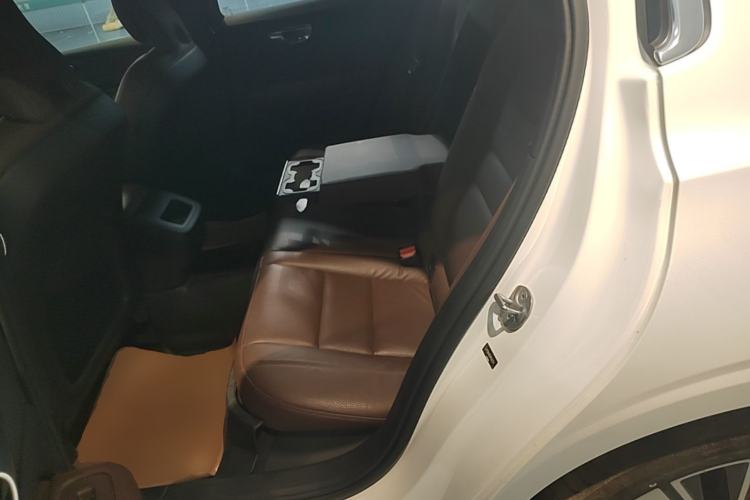 Used Volvo S60 2024 B4 Zhiyuan Luxury Edition Left Rear Seat