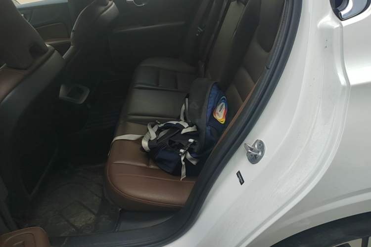 Used Volvo S60 2024 B4 Zhiyuan Luxury Edition Left Rear Seat