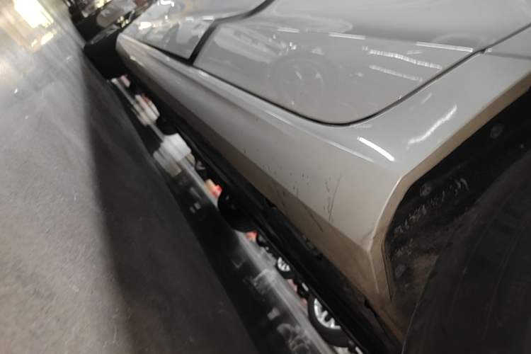 Used Volvo S60 2024 B4 Zhiyuan Luxury Edition Left Side Sill