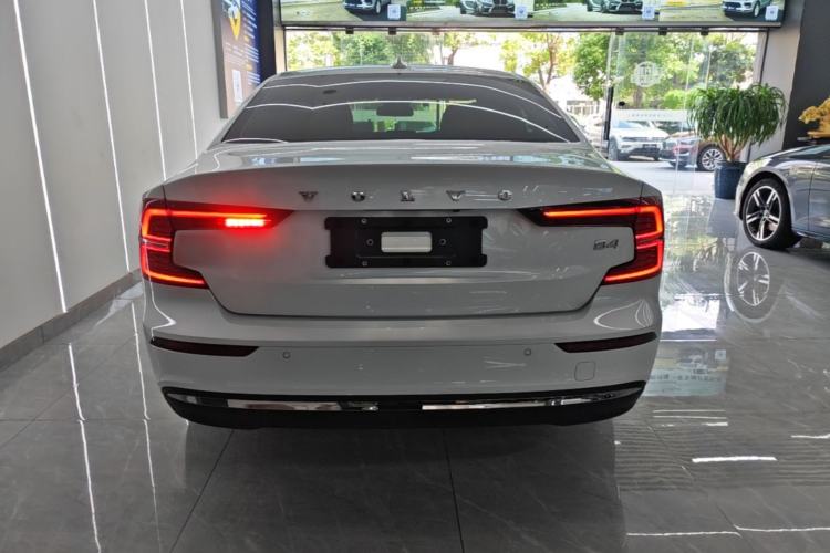 Used Volvo S60 2024 B4 Zhiyi Luxury Edition Rear