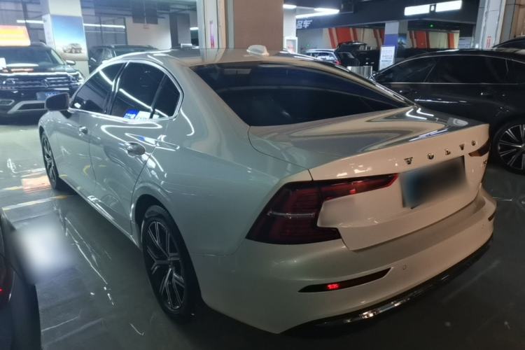 Used Volvo S60 2024 B4 Zhiyi Luxury Edition Rear Left 45 Deg