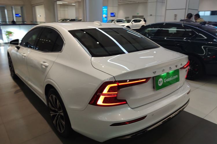 Used Volvo S60 2024 B4 Zhiyuan Luxury Edition Rear Left 45 Deg