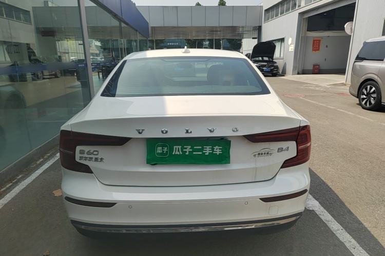 Used Volvo S60 2024 B4 Zhiyuan Luxury Edition Rear