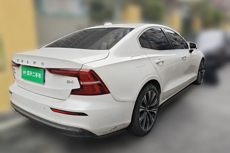 Used Volvo S60 2024 B4 Zhiyuan Luxury Edition Rear Right 45 Deg