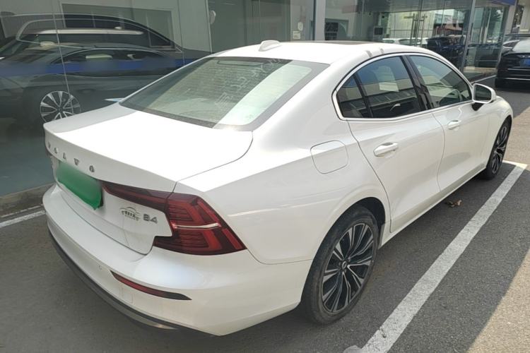 Used Volvo S60 2024 B4 Zhiyuan Luxury Edition Rear Right 45 Deg