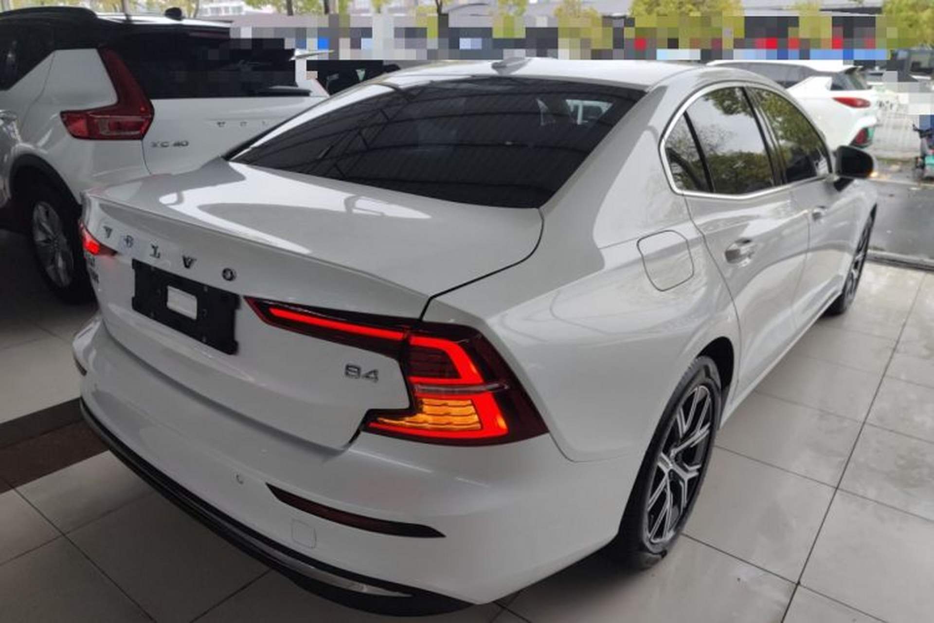 Used Volvo S60 2024 B4 Zhiyi Luxury Edition Rear Right 45 Deg