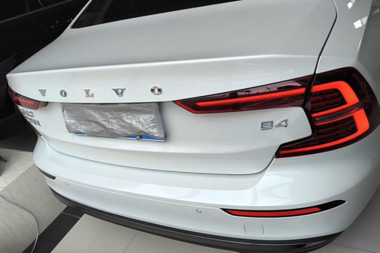 Used Volvo S60 2024 B4 Zhiyi Luxury Edition Rear