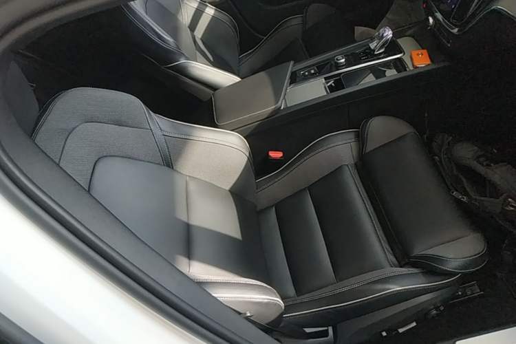 Used Volvo S60 2024 B5 Zhiya Sport Edition Right Front Seat