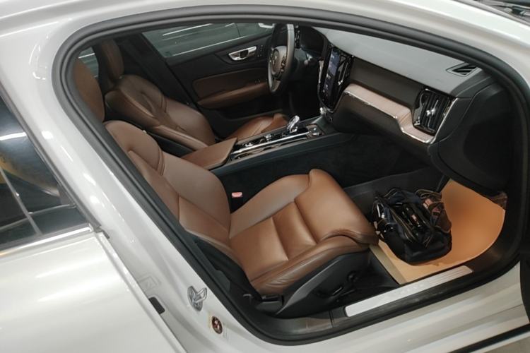 Used Volvo S60 2024 B4 Zhiyuan Luxury Edition Right Front Seat