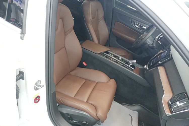 Used Volvo S60 2024 B4 Zhiyuan Luxury Edition Right Front Seat