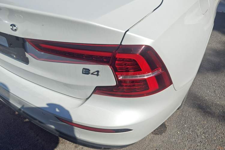 Used Volvo S60 2024 B4 Zhiyuan Luxury Edition Right Rear Taillight