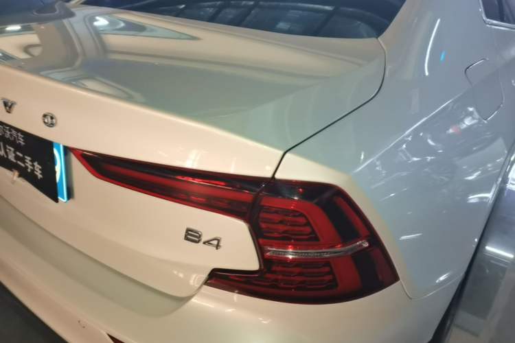 Used Volvo S60 2024 B4 Zhiyi Luxury Edition Right Rear Taillight
