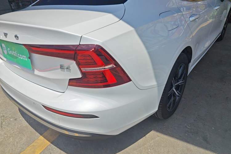 Used Volvo S60 2024 B4 Zhiyi Luxury Edition Right Rear Taillight