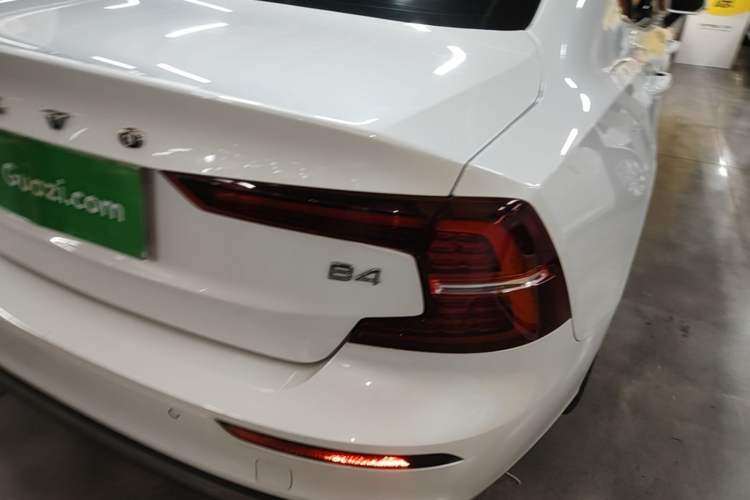 Used Volvo S60 2024 B4 Zhiyuan Luxury Edition Right Rear Taillight
