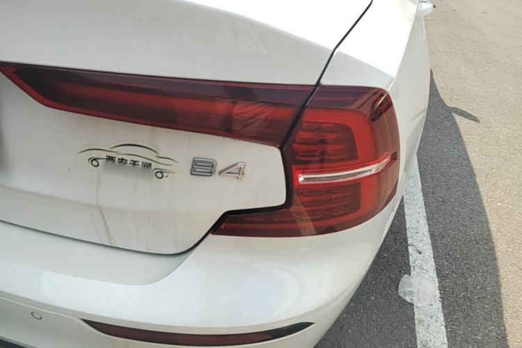 Used Volvo S60 2024 B4 Zhiyuan Luxury Edition Right Rear Taillight