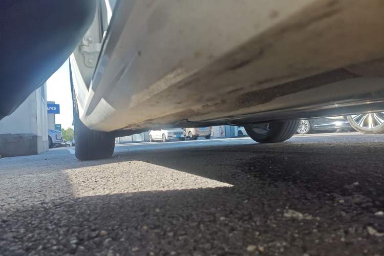 Used Volvo S60 2024 B4 Zhiyuan Luxury Edition Right Side Sill